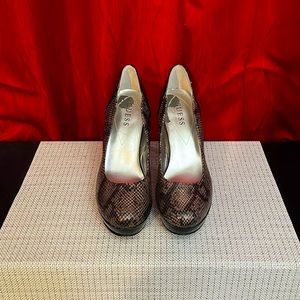 Guess Black-Brown Reptile Platform Heels (size 8)